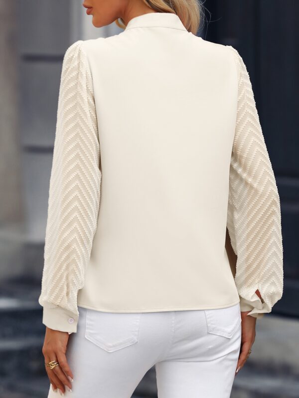 Blusa Cuello Muesca y Mangas Obispo en Blanco - Image 40
