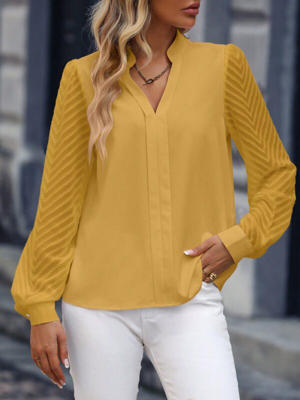 Blusa Cuello Muesca y Mangas Obispo en Blanco - Image 55