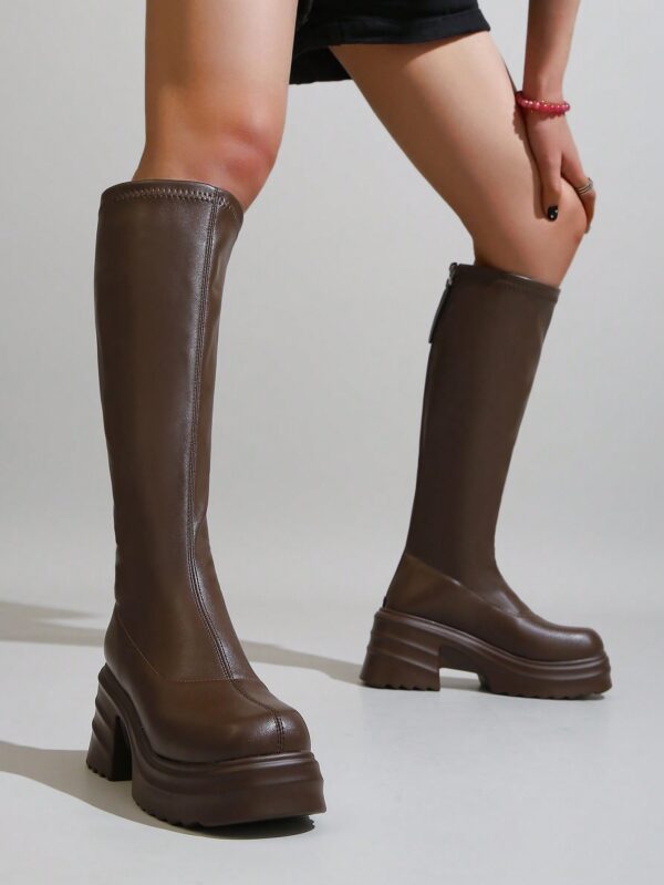 Botas de Tacón Alto Asimétrico con Flecos al Estilo Caballero - Image 10