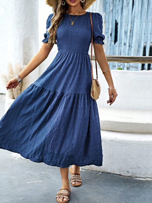 Vestido Maxi Clásico Negro con Mangas Puff y Ruedo de Volantes - Image 49