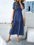 Vestido Maxi Clásico Negro con Mangas Puff y Ruedo de Volantes