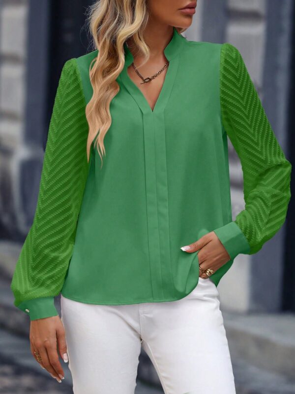 Blusa Cuello Muesca y Mangas Obispo en Blanco - Image 33