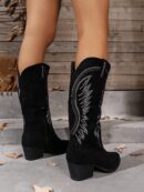 Botas de Tacón Cuña Bordadas con Cierre Lateral