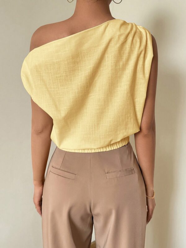 Blusa Satinada sin Mangas para Mujer, Estilo Minimalista - Image 8