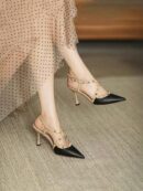 Sandalias Slingback de Taco Alto con Tachuelas y Correas Cruzadas