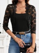 Chaqueta Corta de Encaje con Ribete Escalopado
