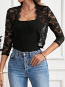 Chaqueta Corta de Encaje con Ribete Escalopado