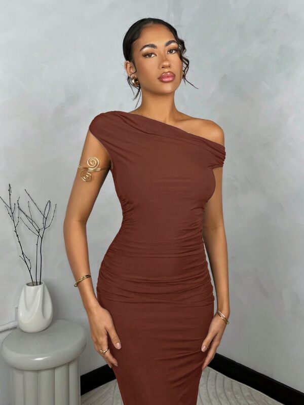 Vestido Largo Asimétrico Elegante Ajustado - Image 80