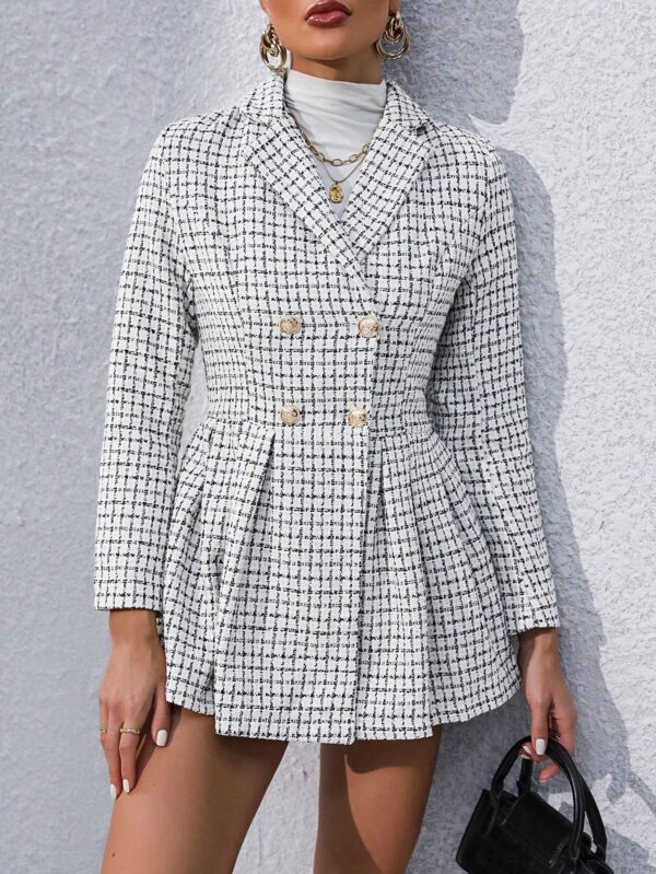 Abrigo Tweed Plisado con Doble Botonadura y Cuello Solapa - Image 23