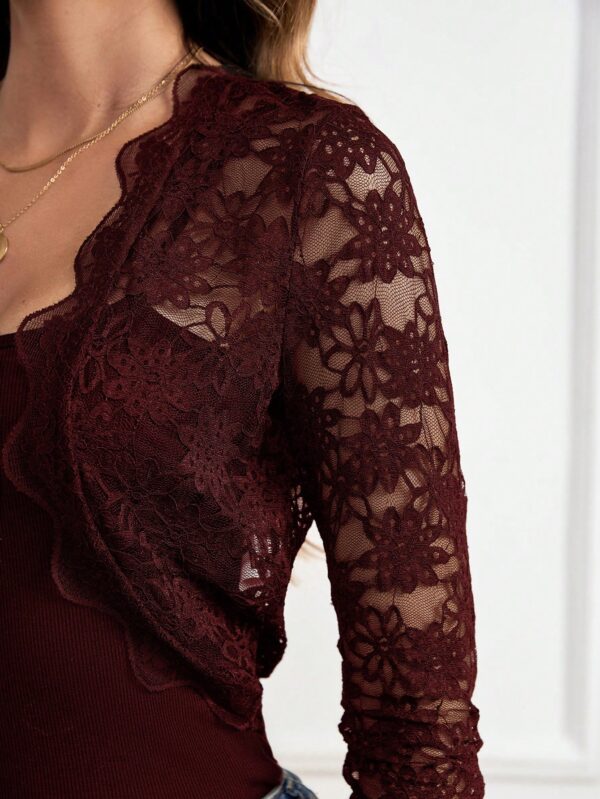 Chaqueta Corta de Encaje con Ribete Escalopado - Image 36