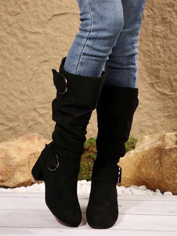 Botas Altas de Tacón Cónico con Hebilla y Pliegues Estilo Europeo - Image 7