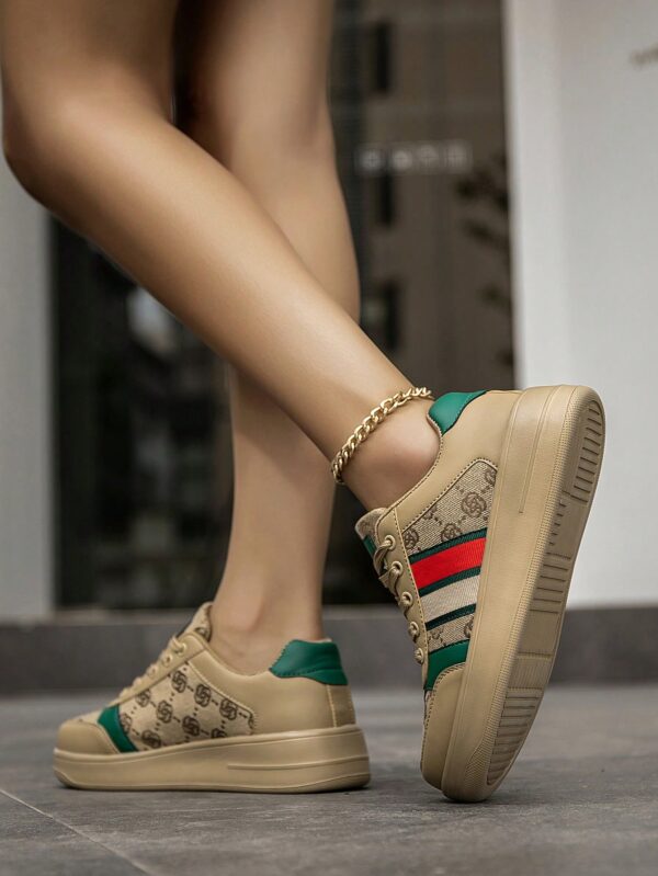 Zapatillas Deportivas con Estampado Aleatorio y Suela Gruesa - Image 8