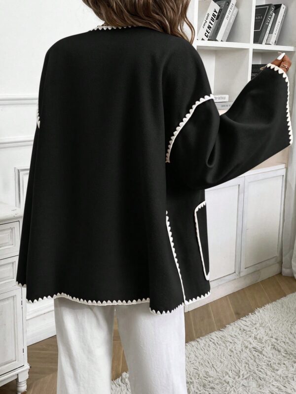 Chaqueta Casual de Botones con Ribetes Contrastantes y Bolsillos Dobles - Image 2