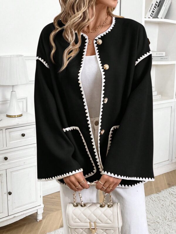 Chaqueta Casual de Botones con Ribetes Contrastantes y Bolsillos Dobles - Image 5