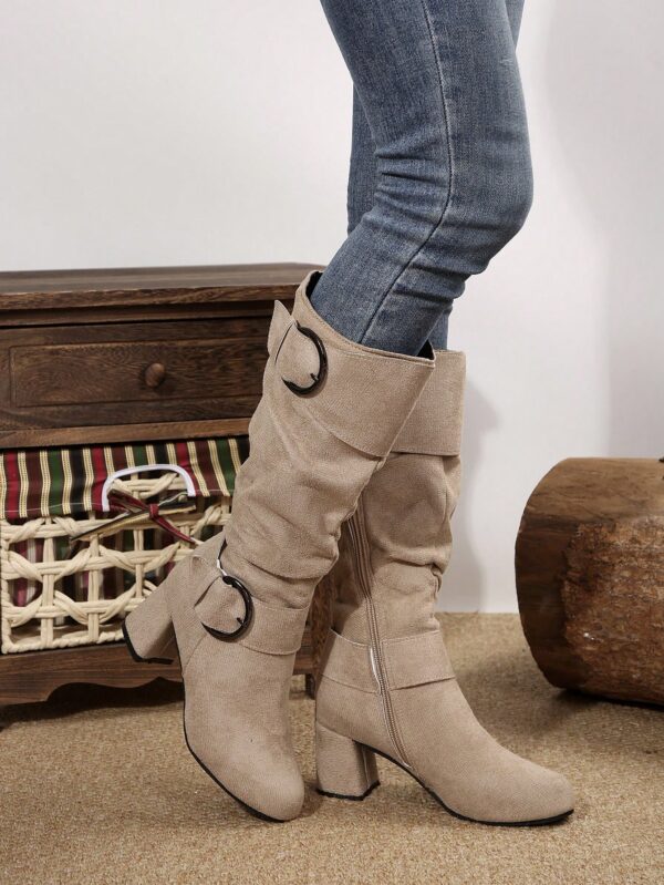 Botas Altas de Tacón Cónico con Hebilla y Pliegues Estilo Europeo - Image 15