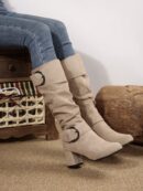 Botas Altas de Tacón Cónico con Hebilla y Pliegues Estilo Europeo