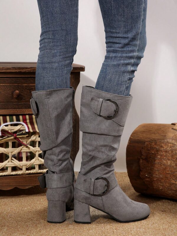 Botas Altas de Tacón Cónico con Hebilla y Pliegues Estilo Europeo - Image 27
