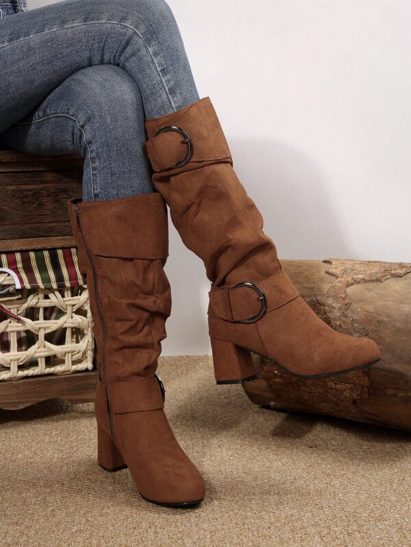 Botas Altas de Tacón Cónico con Hebilla y Pliegues Estilo Europeo - Image 30