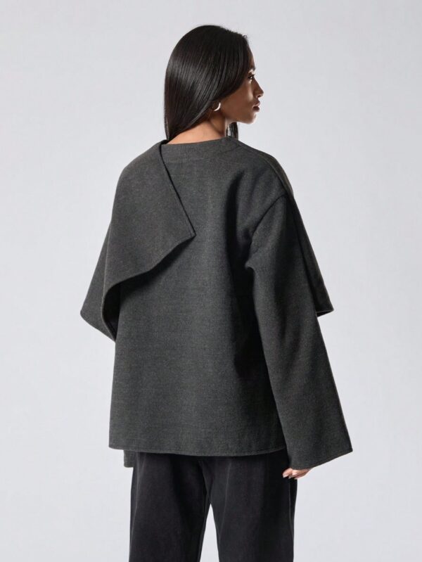 Poncho Abrigo Capa Liso Minimalista para Otoño/Invierno - Image 2