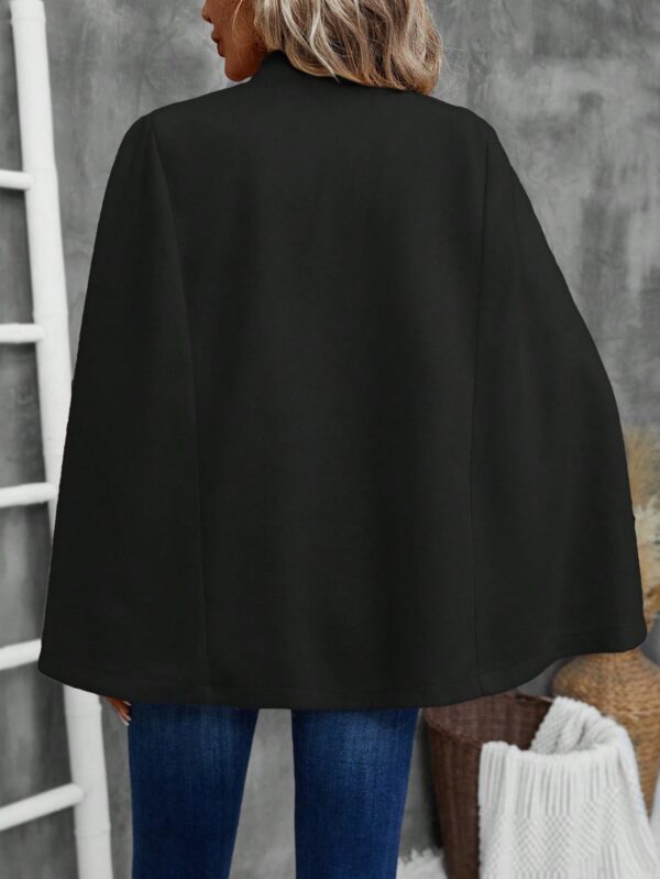 Blusa Elegante Negra con Abertura y Manga Larga - Image 8