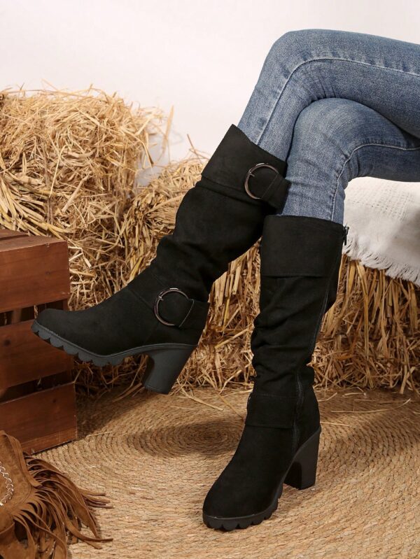 Botas Altas de Tacón Cónico con Hebilla y Pliegues Estilo Europeo - Image 38