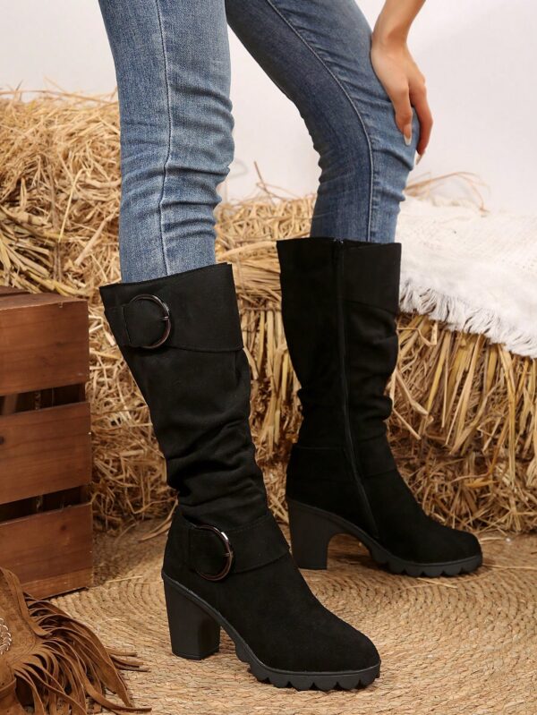 Botas Altas de Tacón Cónico con Hebilla y Pliegues Estilo Europeo - Image 42