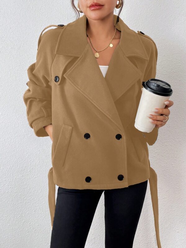 Chaqueta Corta de Lana con Detalles de Diseño y Cuello Camisero - Image 26