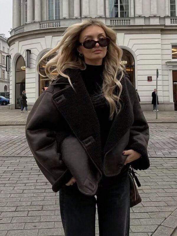 Abrigo de Lana de Oveja y Gamuza para Otoño e Invierno - Image 4