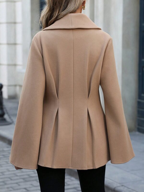 Abrigo Elegante de Estilo Francés con Cuello V y Cintura Envolvente - Image 2