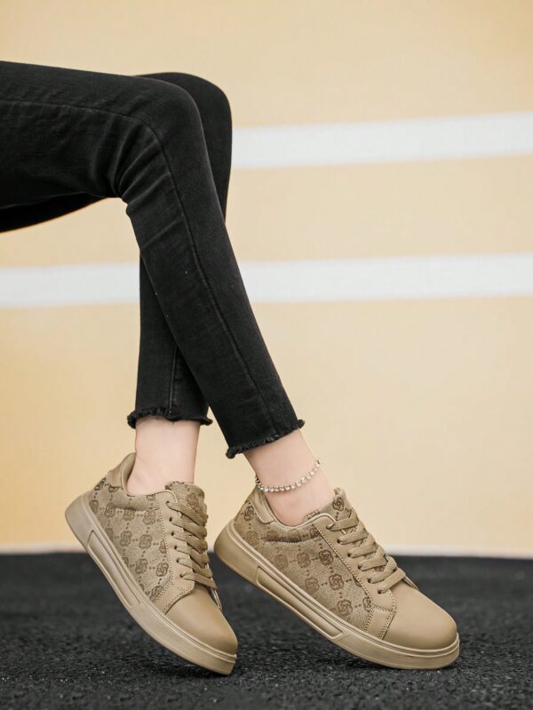 Zapatillas Deportivas con Estampado Aleatorio y Suela Gruesa - Image 10