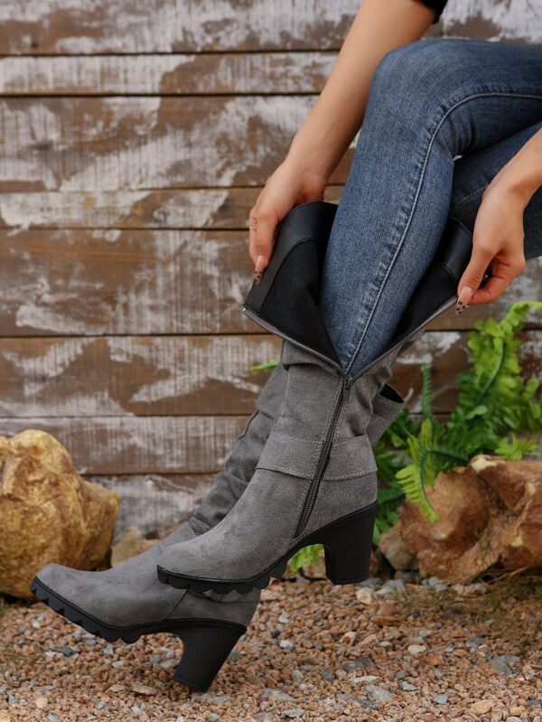 Botas Altas de Tacón Cónico con Hebilla y Pliegues Estilo Europeo - Image 49