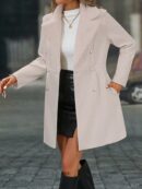 Chaqueta Elegante con Panel Peludo y Botón Doble