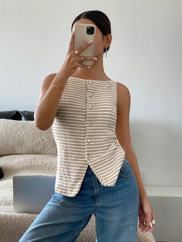 Blusa Elegante de Rayas con Botones y Abertura Frontal - Image 11