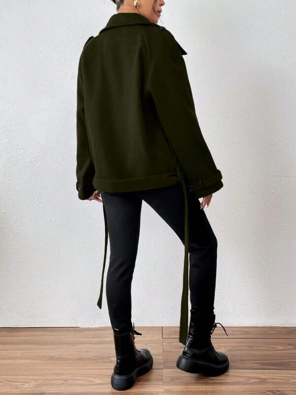 Chaqueta Corta de Lana con Detalles de Diseño y Cuello Camisero - Image 37
