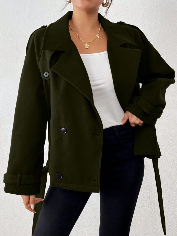 Chaqueta Corta de Lana con Detalles de Diseño y Cuello Camisero - Image 39