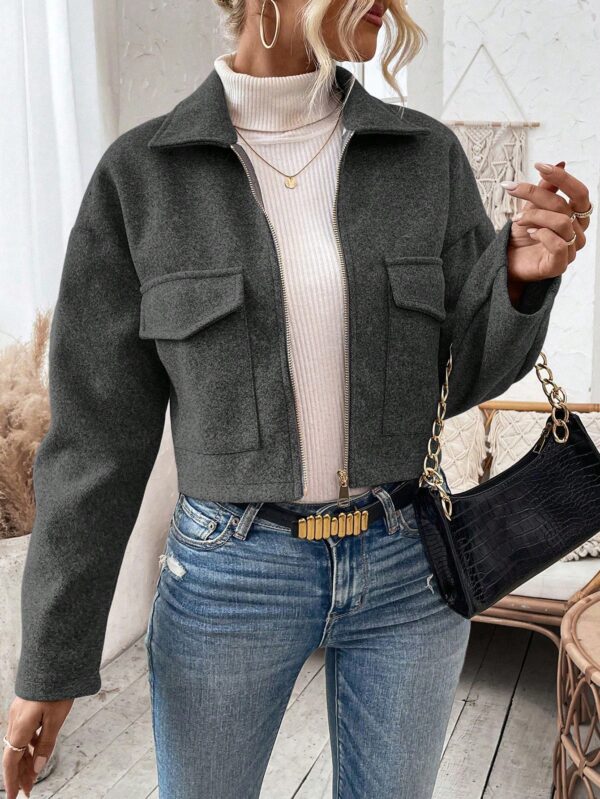 Chaqueta de Lana Negra de Manga Larga y Hombros Caídos - Image 10