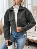 Chaqueta de Lana Negra de Manga Larga y Hombros Caídos