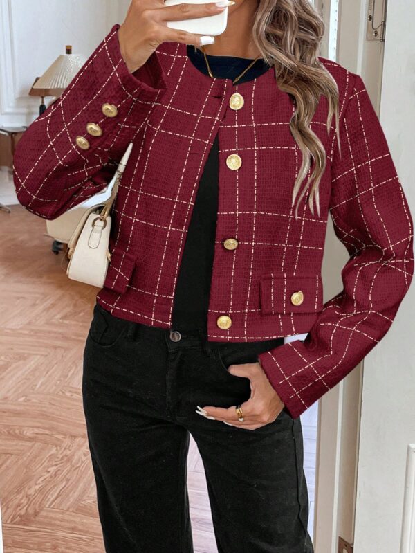 Chaqueta Corta de Tweed con Botones Metálicos - Image 7