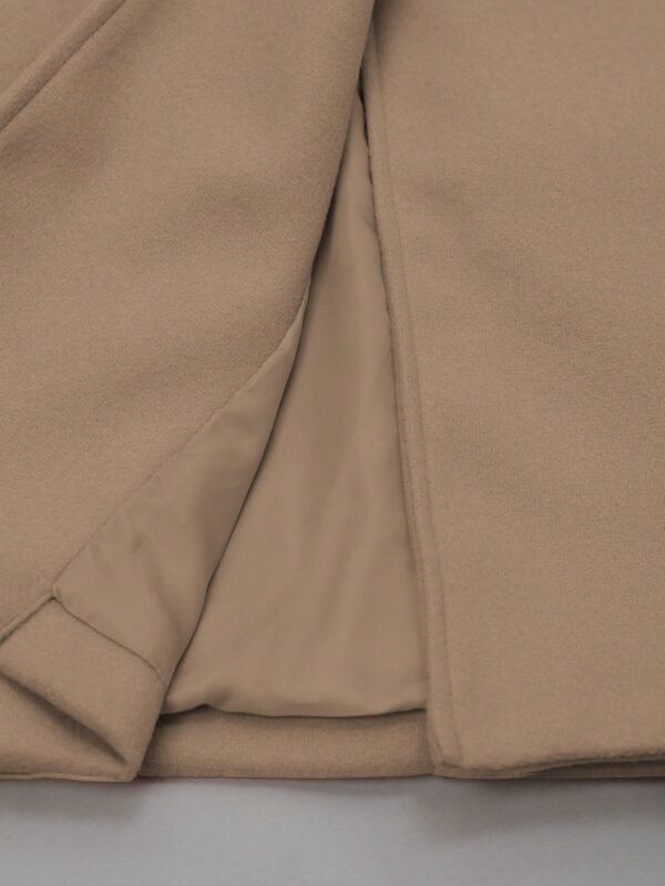 Chaqueta Elegante con Panel Peludo y Botón Doble - Image 18