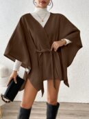 Abrigo Minimalista Versátil con Capa para Otoño/Invierno