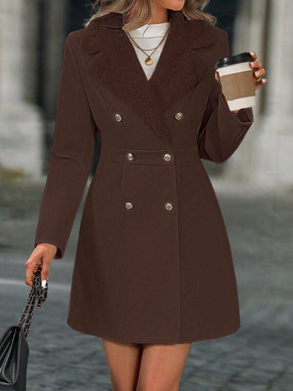 Chaqueta Elegante con Panel Peludo y Botón Doble - Image 21