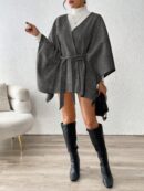 Abrigo Minimalista Versátil con Capa para Otoño/Invierno