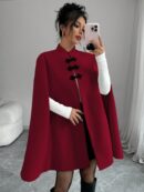 Capa Elegante de Cuello Alto en Contraste Estilo Chino