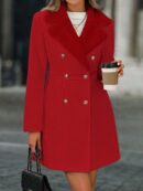 Chaqueta Elegante con Panel Peludo y Botón Doble