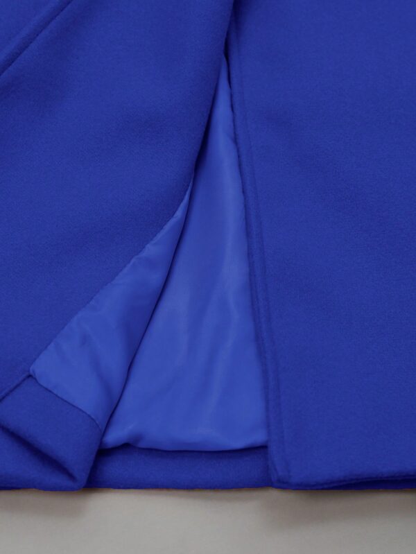 Chaqueta Elegante con Panel Peludo y Botón Doble - Image 60