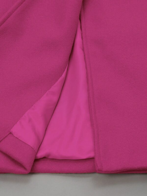 Chaqueta Elegante con Panel Peludo y Botón Doble - Image 6