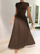 Vestido Midi Asimétrico A-Line Elegante y Simple con Cuello Alto