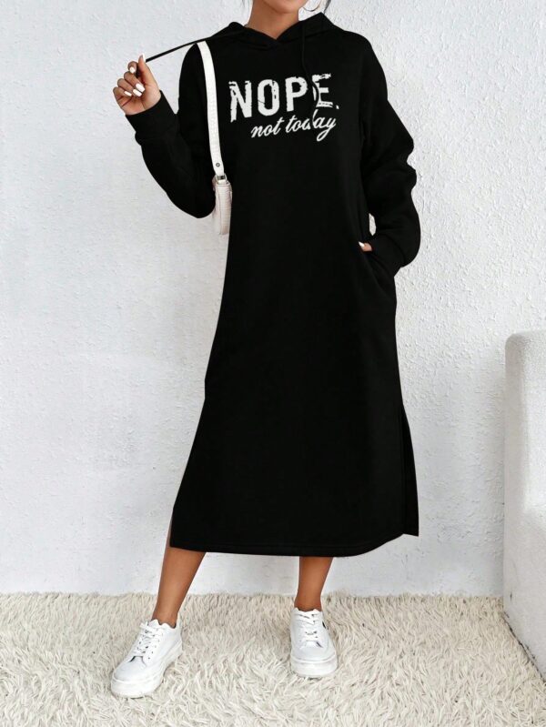 Vestido Sudadera con Capucha y Estampado de Letras - Image 4