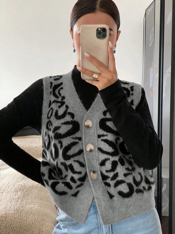 Chaleco de Punto con Estampado de Leopardo y Botones - Image 61