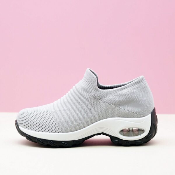Zapatillas Deportivas de Mujer con Amortiguación y Diseño Tejido - Image 7